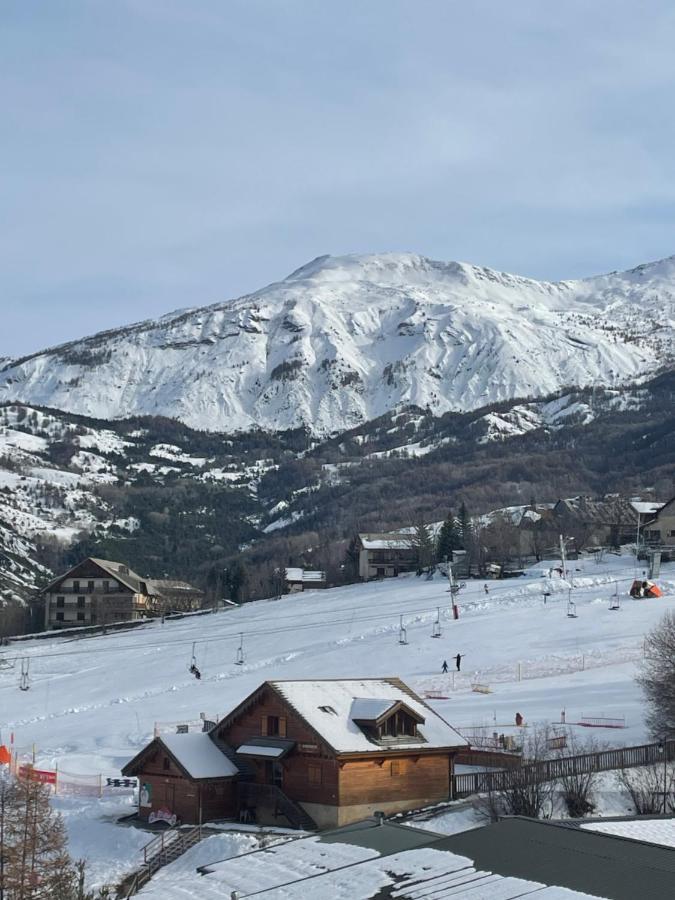 Appartement 2 Ch 40 M2 Au Pied Des Pistes De Ski Enchastrayes Exterior foto